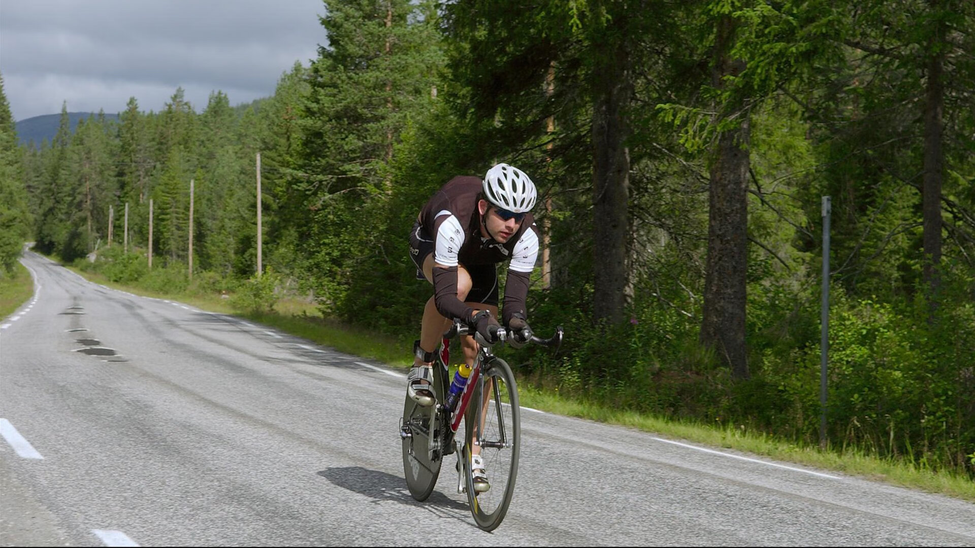 环境友好型自行车挑战赛,绿色运动风潮,绿色生态环保自行车出行